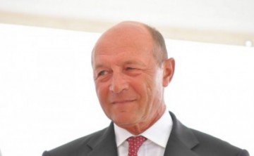 Băsescu, urmărit penal pentru ameninţare